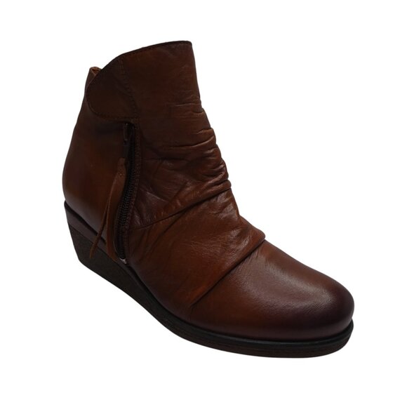 Miz Mooz Mayleen Ruched Brown European Leather Wedge Heel Ankle Boots Womens 7 - Picture 1 of 13